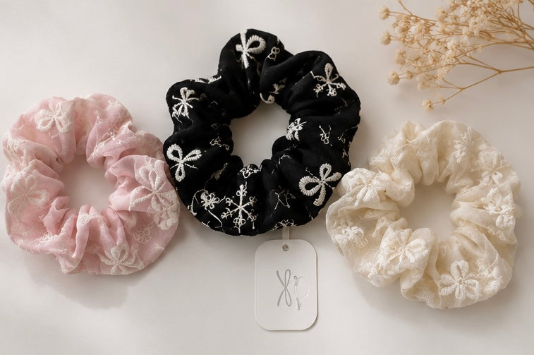Floral Embroidered Organza Scrunchie 2 set